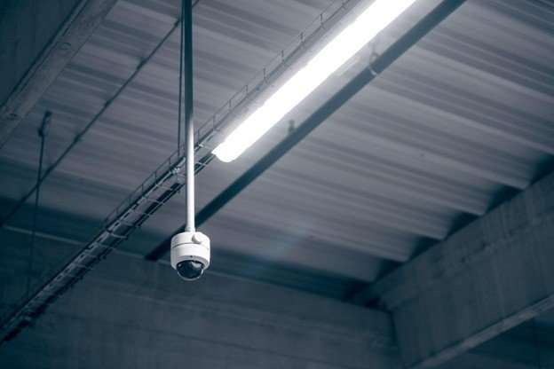 security camera in 3pl warehouse to ensure secure jewelry fulfillment